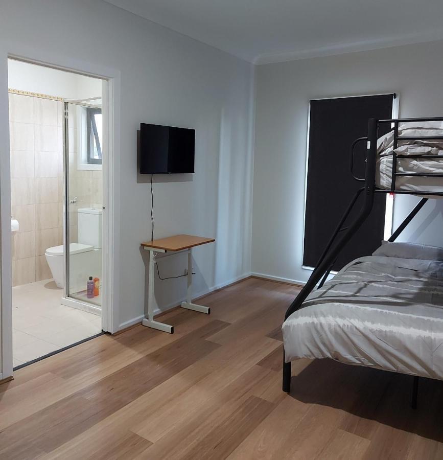 Maruve Guesthouse 12 Min From Melb Airport Melbourne Eksteriør bilde